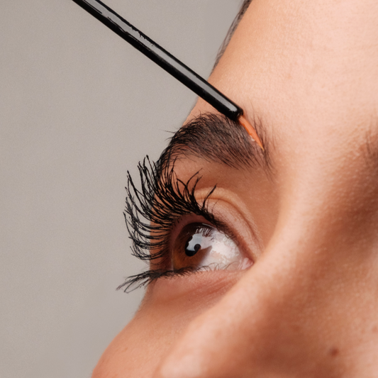 Suero de Pestañas y Cejas para 8 Meses